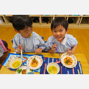 給食